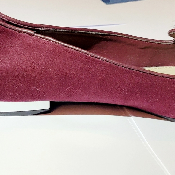 NWT Burgandy "Velvet like" Dress Shoes w/ Black Fuzzy Decor on Toe SZ 10 - Picture 3 of 11